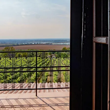 Ebner Pince - Panzio Turbékpuszta