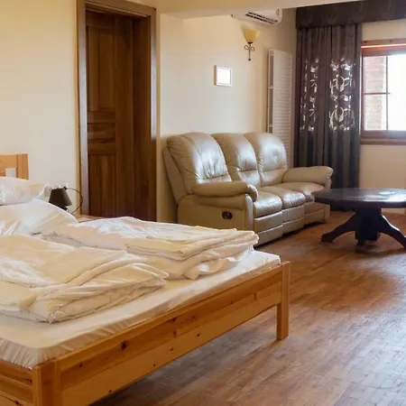 Ebner Pince - Panzio Bed and Breakfast *
