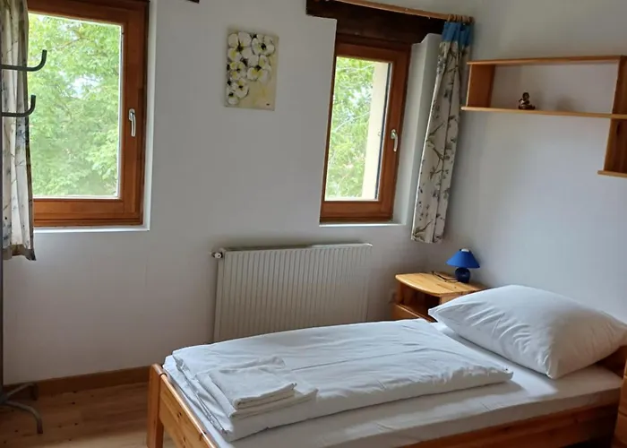 Ebner Pince - Panzió Alojamento de Acomodação e Pequeno-almoço